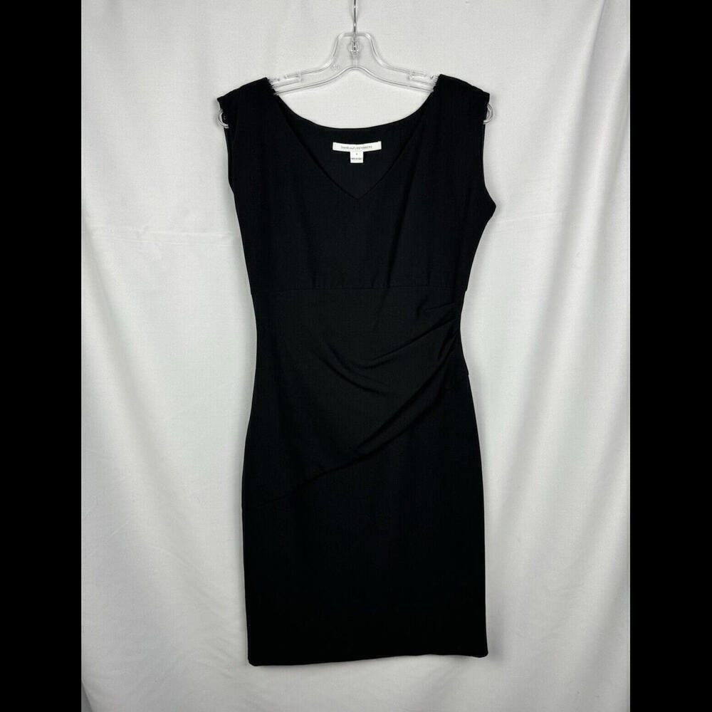 Diane Von Furstenberg Bevin Sleeveless Sheath Mini Dress Black Size 8 US